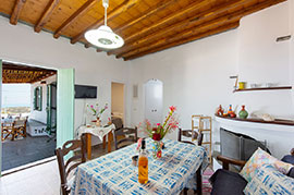 Ενοικιαζόμενο σπίτι Μάρμαρα στη Σίφνο - Το εσωτερικό του σπιτιού