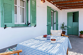 Ενοικιαζόμενο σπίτι Μάρμαρα στη Σίφνο - Ευρύχωρη βεράντα