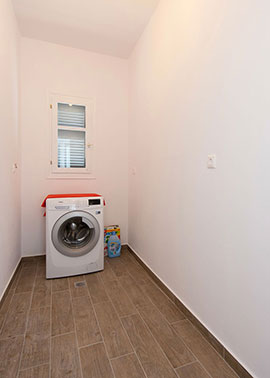 Ενοικιαζόμενο σπίτι Μόσχα στη Σίφνο - Ο χώρος του πλυντηρίου